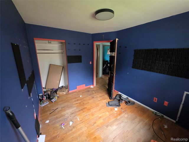 4530 Stratford Drive, Warren, MI 48092