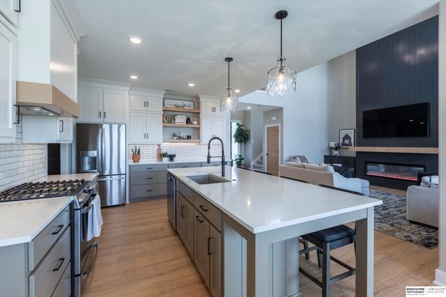 28504 Laurel Circle, Valley, NE 68064