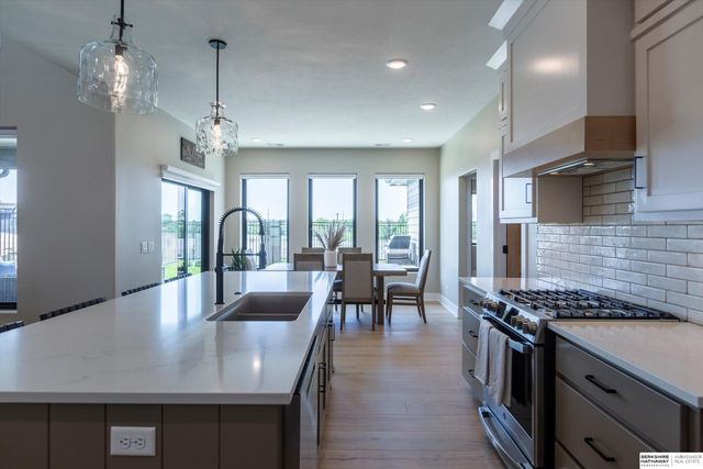 28504 Laurel Circle, Valley, NE 68064