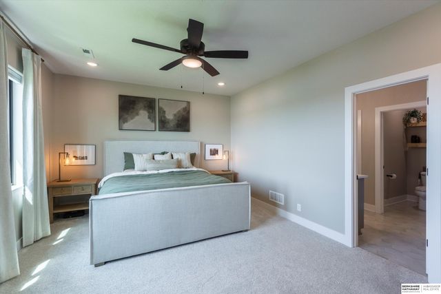 28504 Laurel Circle, Valley, NE 68064