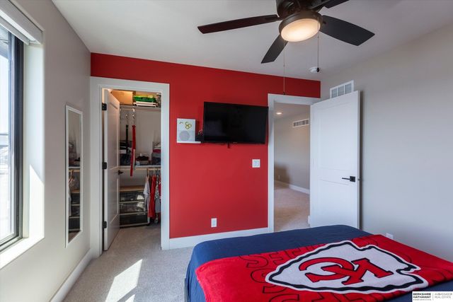 28504 Laurel Circle, Valley, NE 68064