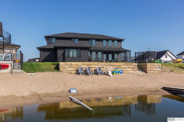 28504 Laurel Circle, Valley, NE 68064