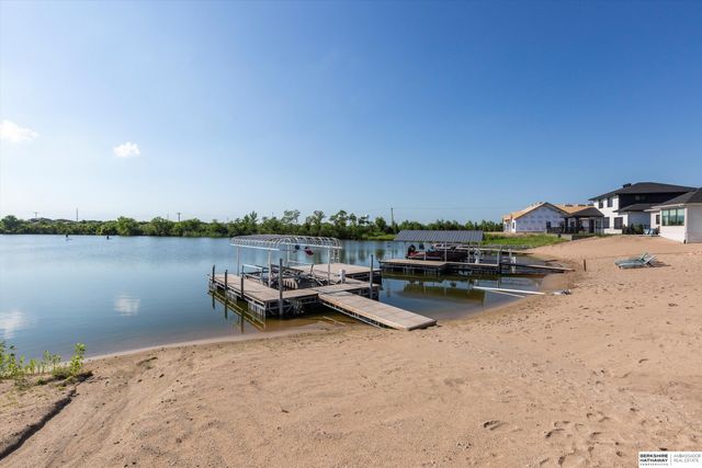 28504 Laurel Circle, Valley, NE 68064