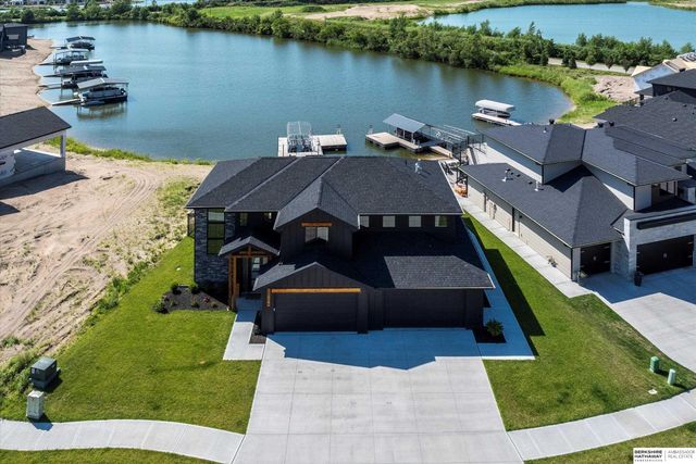 28504 Laurel Circle, Valley, NE 68064