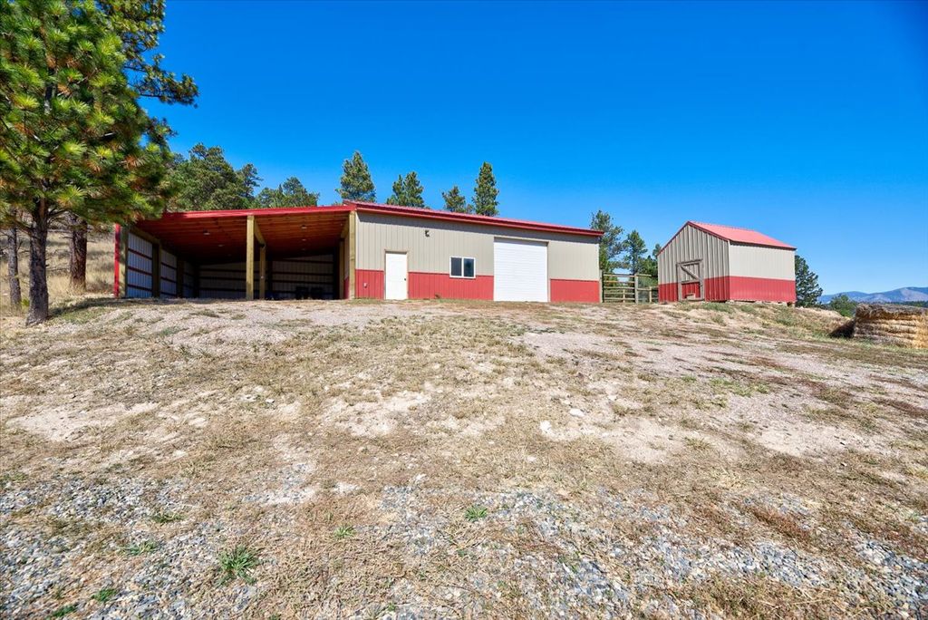 6958 Black Sandy Loop, Helena, MT 59602 photo 2