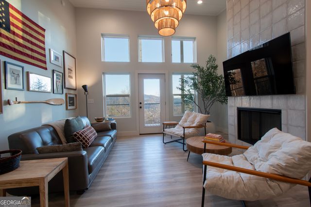 365 Peaks Drive, Hayesville, NC 28904