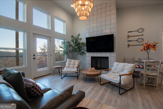 365 Peaks Drive, Hayesville, NC 28904