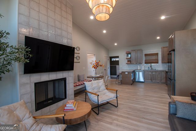 365 Peaks Drive, Hayesville, NC 28904