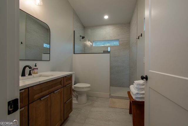 365 Peaks Drive, Hayesville, NC 28904