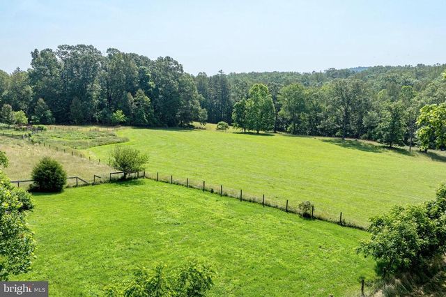 2250 EMERALD HILL RD, Sperryville, VA 22740