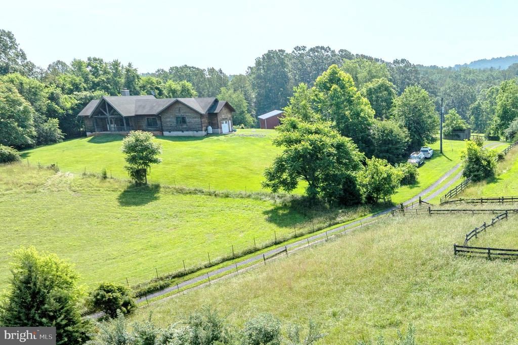 2250 EMERALD HILL RD, Sperryville, VA 22740