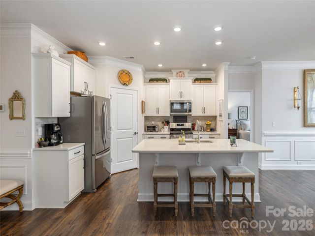 743 Summerfield Place, Flat Rock, NC 28731