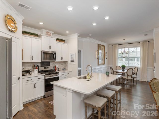 743 Summerfield Place, Flat Rock, NC 28731