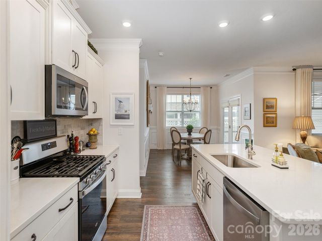 743 Summerfield Place, Flat Rock, NC 28731