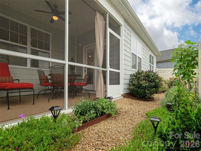 743 Summerfield Place, Flat Rock, NC 28731