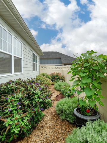 743 Summerfield Place, Flat Rock, NC 28731