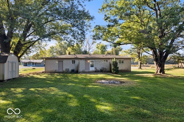 1348 W County Line Road, Indianapolis, IN 46217