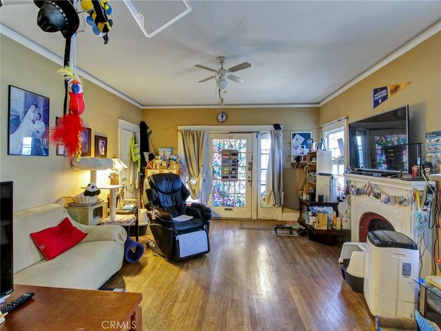 3830 S Figueroa Street, Los Angeles, CA 90037