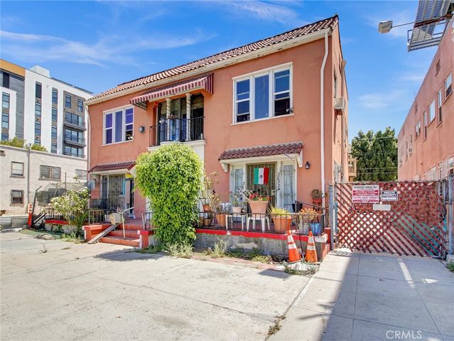 3830 S Figueroa Street, Los Angeles, CA 90037