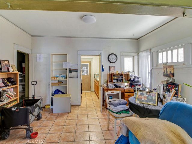 3830 S Figueroa Street, Los Angeles, CA 90037