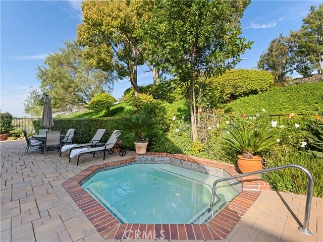 1 Taywood Court, Laguna Niguel, CA 92677