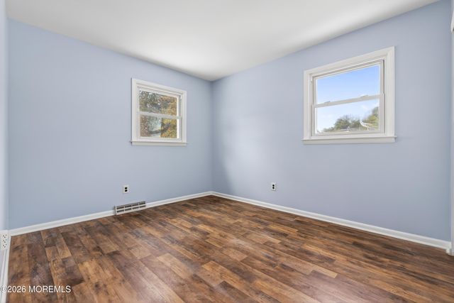 202 Manahawkin Trail, Browns Mills, NJ 08015