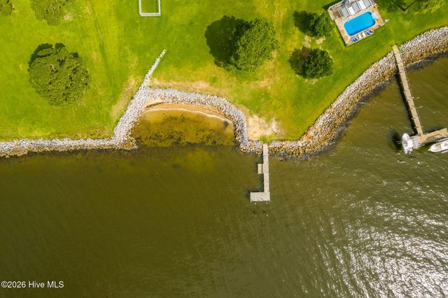 6024 Dolphin Road, Oriental, NC 28571