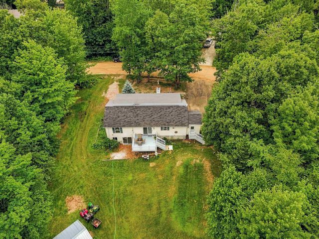 25 Dow Lane, Barnstead, NH 03225