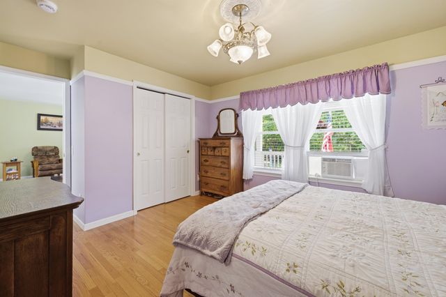 25 Dow Lane, Barnstead, NH 03225