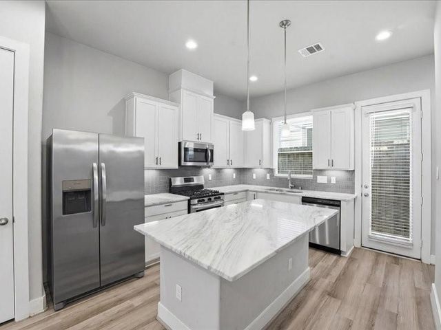 9020 Lonestar River Lane, Houston, TX 77080