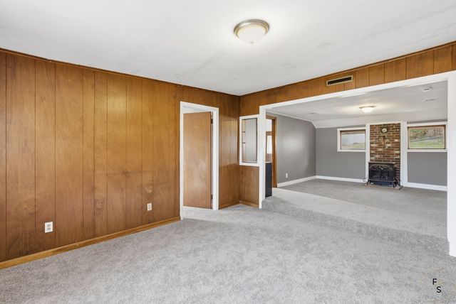 76 Skinner Street, East Hampton, CT 06424