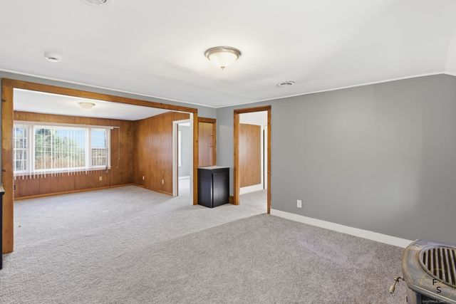 76 Skinner Street, East Hampton, CT 06424