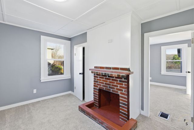 76 Skinner Street, East Hampton, CT 06424