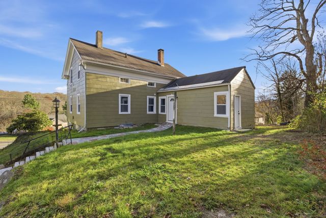 76 Skinner Street, East Hampton, CT 06424