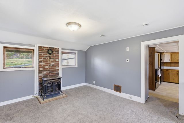 76 Skinner Street, East Hampton, CT 06424