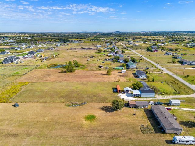5921 Black Springs Lane, Joshua, TX 76058