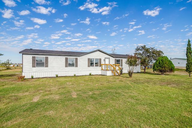 5921 Black Springs Lane, Joshua, TX 76058