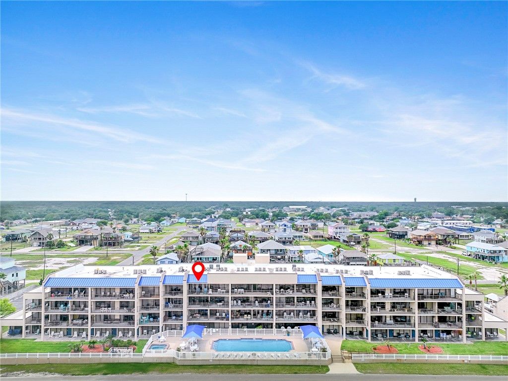 1021 S Water St 410, Rockport, TX 78382 — exterior