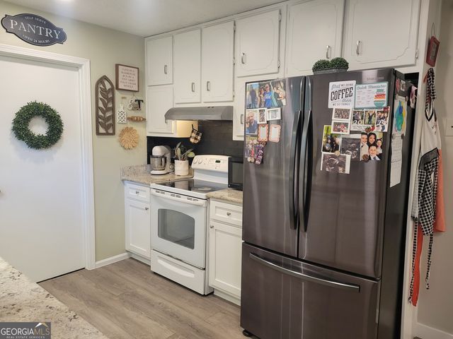 290 Highland Circle, Mcdonough, GA 30253