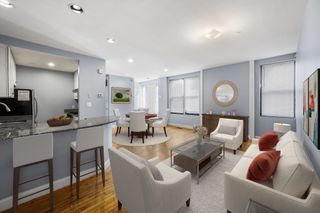 330 1/2 E St 1, Boston, MA 02127