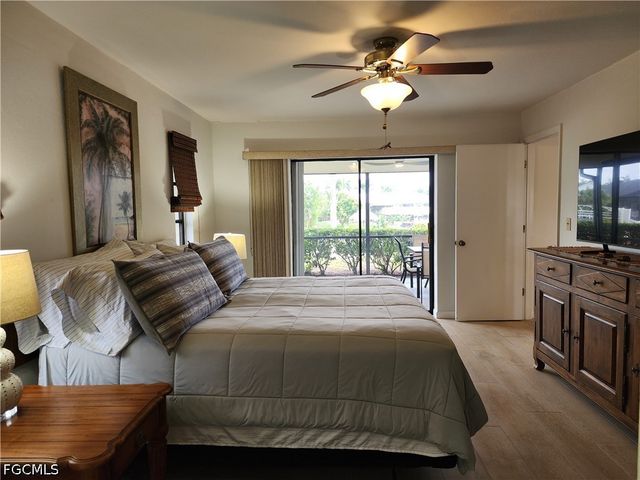 1822 SE 11th TER, Cape Coral, FL 33990