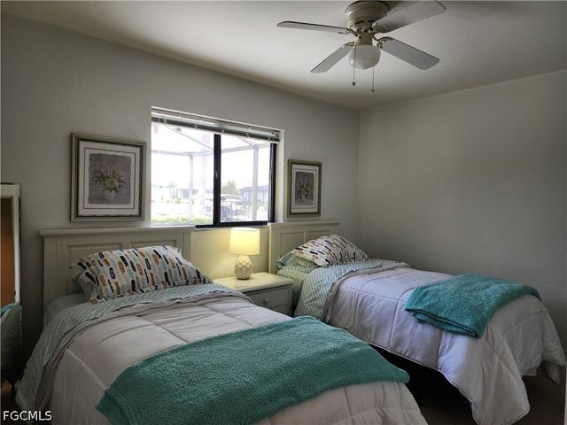 1822 SE 11th TER, Cape Coral, FL 33990