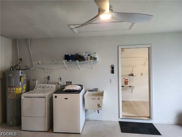 1822 SE 11th TER, Cape Coral, FL 33990