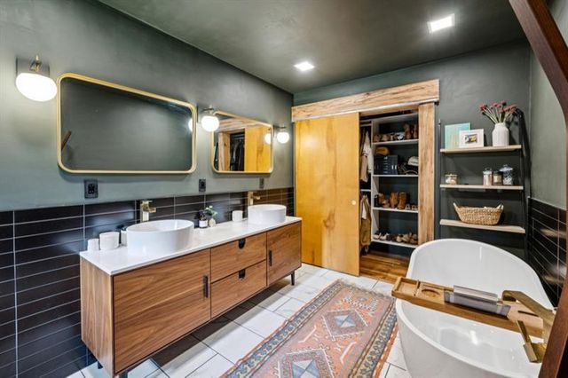 334 Luther Bailey, Senoia, GA 30276
