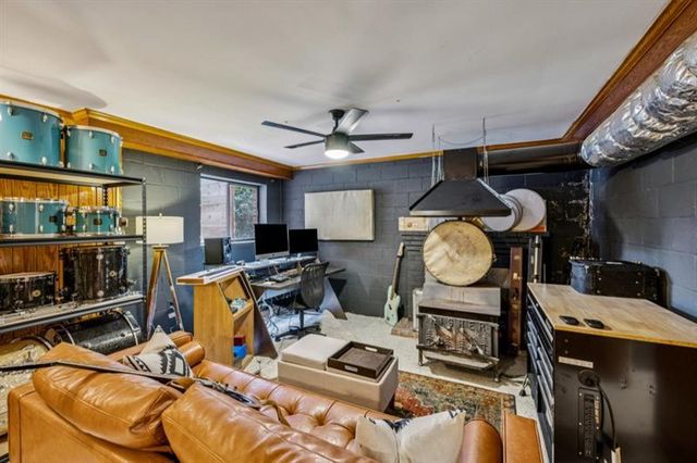 334 Luther Bailey, Senoia, GA 30276