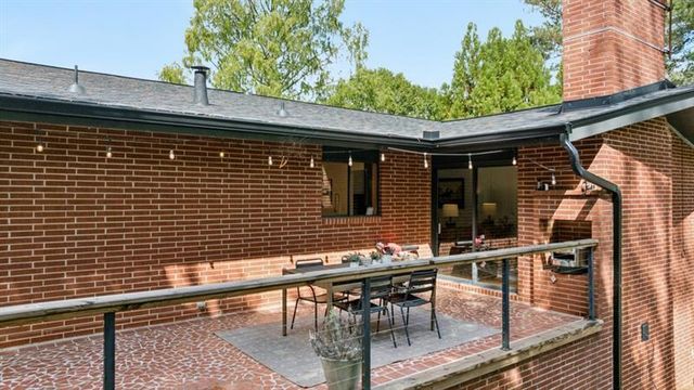 334 Luther Bailey, Senoia, GA 30276