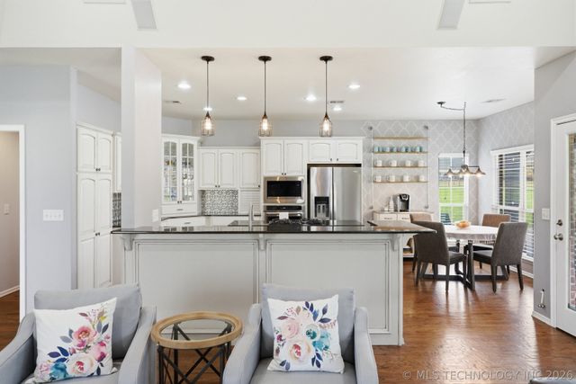 7290 N 199th East Avenue, Owasso, OK 74055