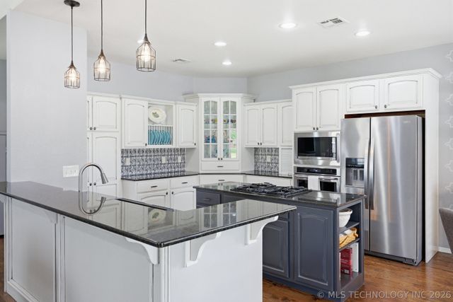 7290 N 199th East Avenue, Owasso, OK 74055