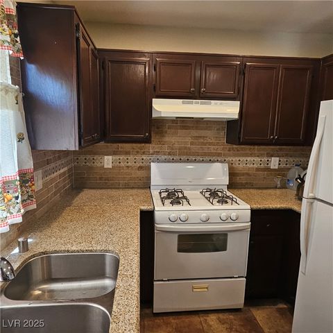 5218 Pat Place, Las Vegas, NV 89118