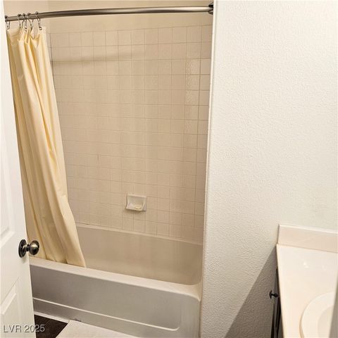 5218 Pat Place, Las Vegas, NV 89118